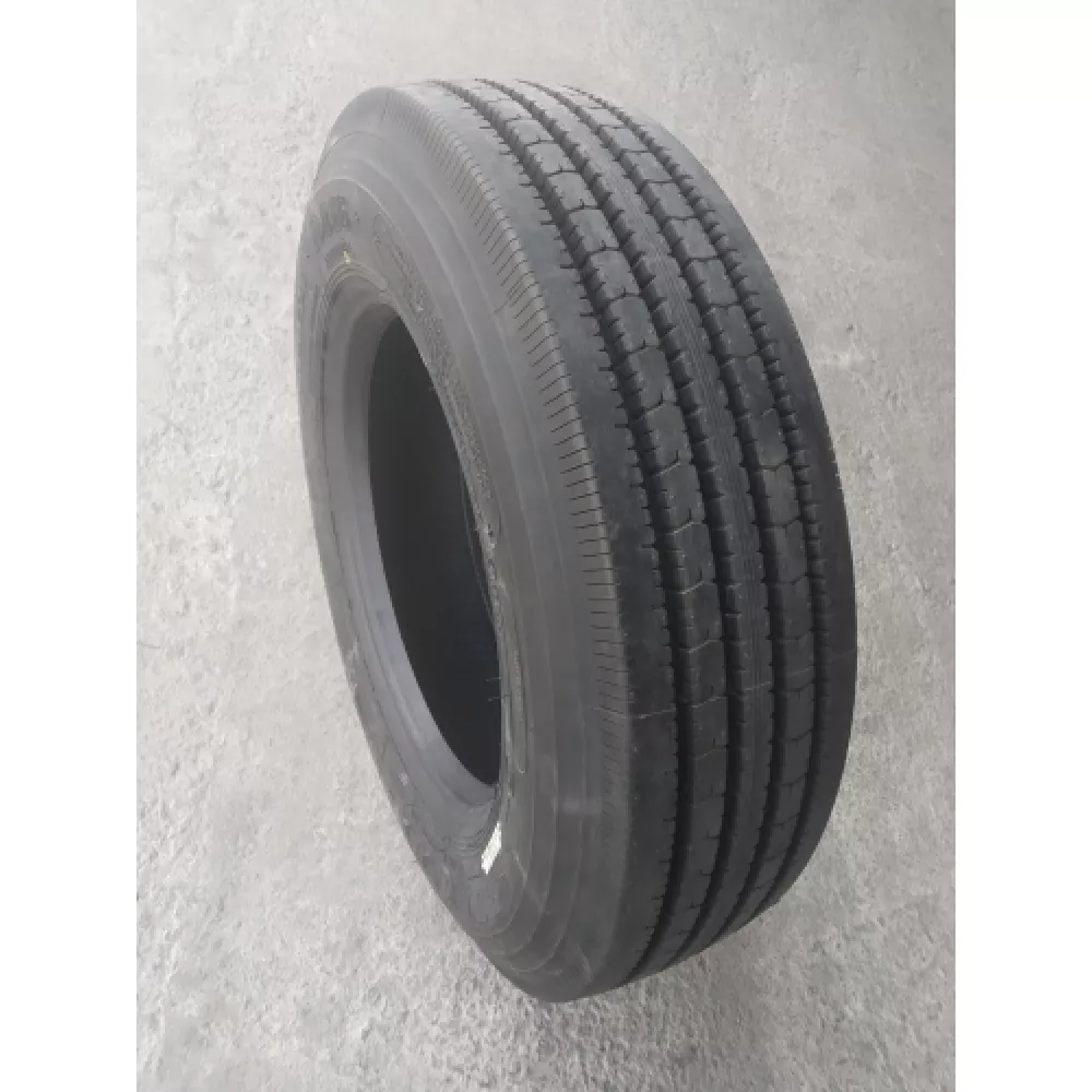 Грузовая шина 215/75 R17,5 Long March LM-216 16PR в Усть-Катаве