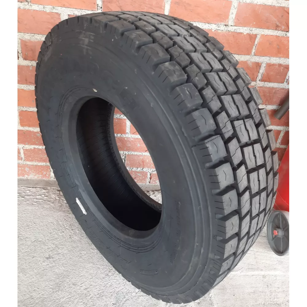 Грузовая шина 305/70 R19,5 Long March LM-329 18PR в Усть-Катаве